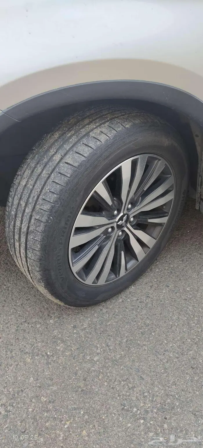 Mitsubishi Outlander 2019  148000 k.m  Silver  FULL OPTION 7