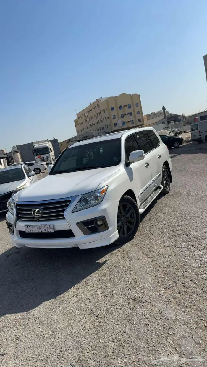 لكزس LX 570 موديل 2009 0