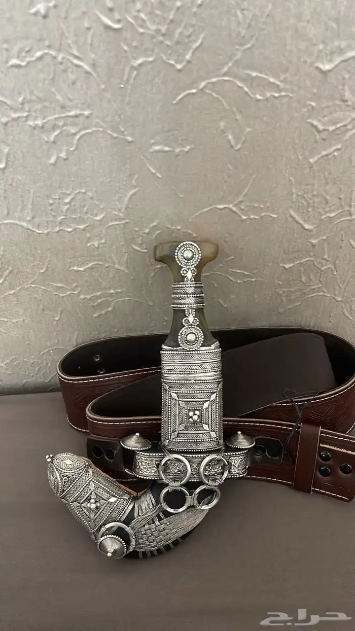 خنجر قرن  صبها فضه مطرح3  سلتها سيناو   السعر علسوم 3