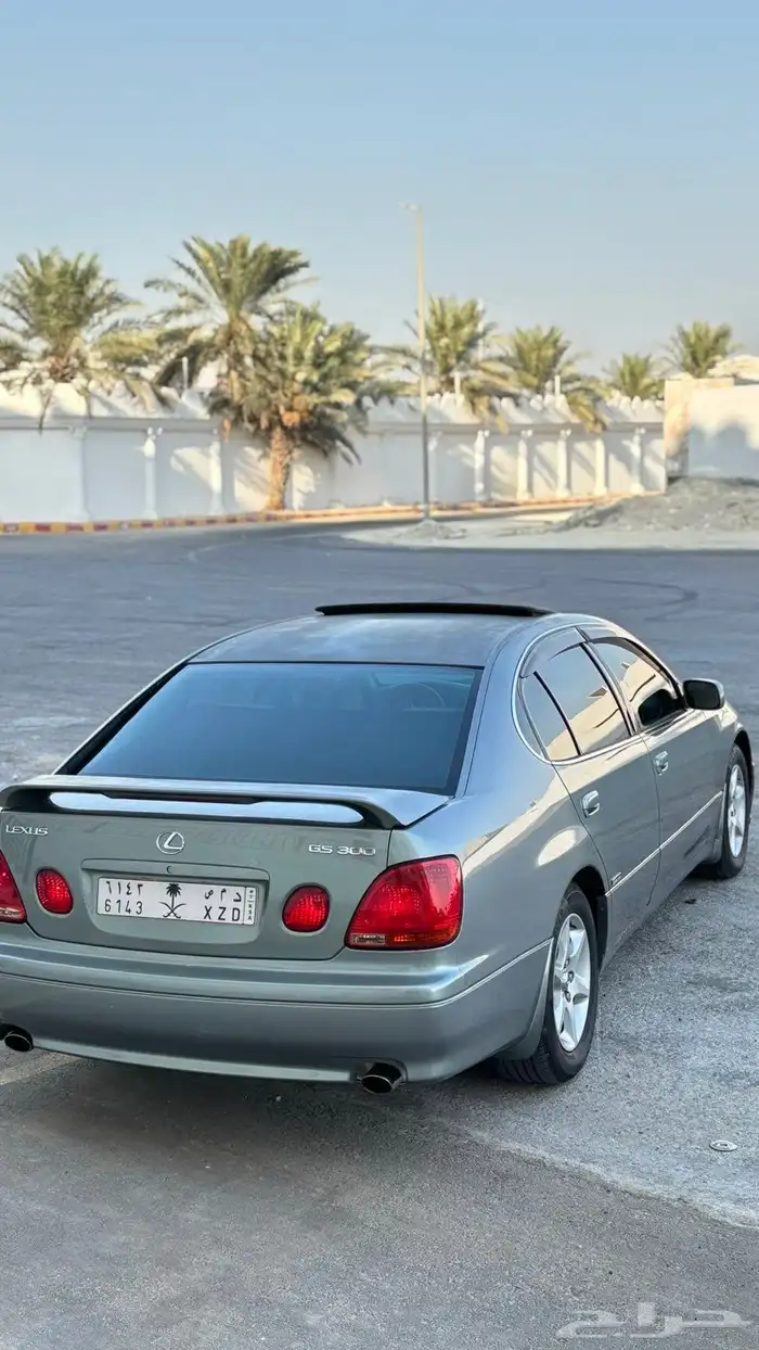 لكزس مديل 2003 1