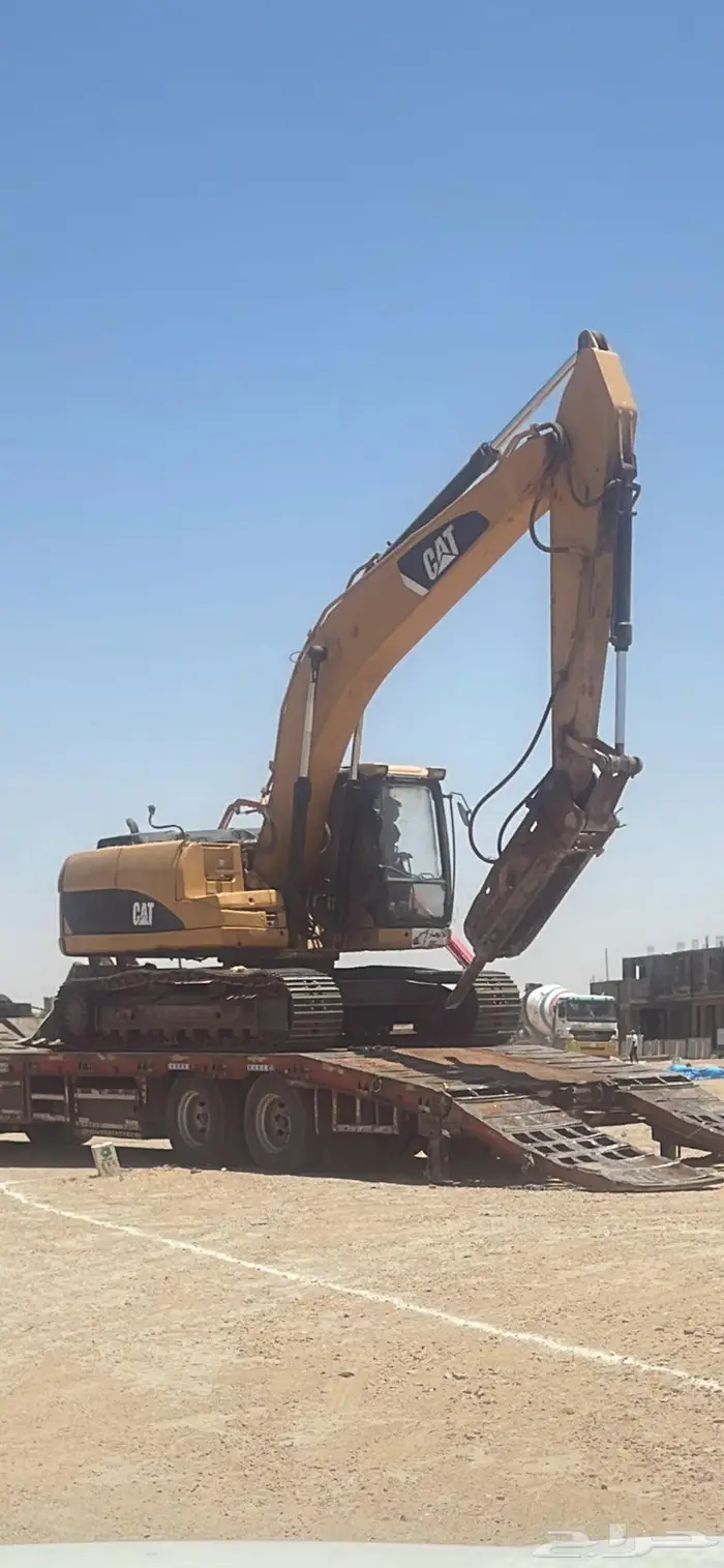يوجد بوكلين للإيجار حفر قطع صخري كل مايخص شغل البوكلين 0