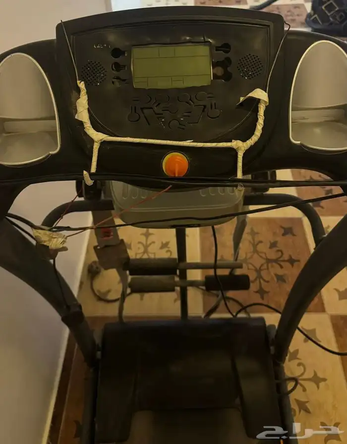 سير كهربائي شغال فقط الشاشه مكسوره البيع 250 للتواصل 055982 2