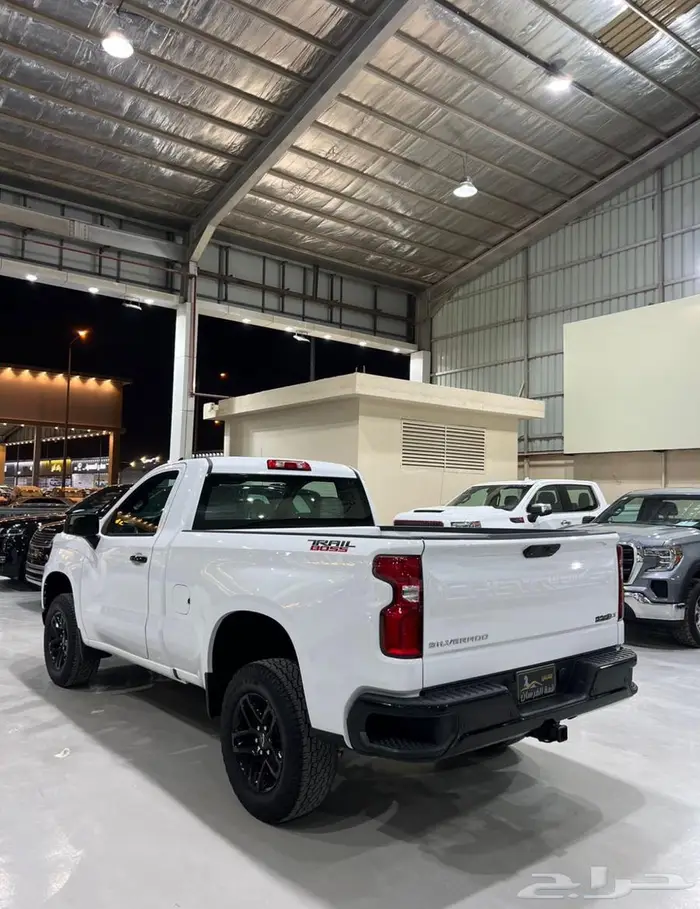سلفرداو 2022 تريل بوس Z71 1