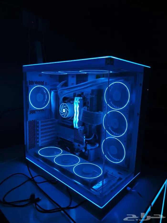 Pc للبيع مع كرت شاشة مدمج 0
