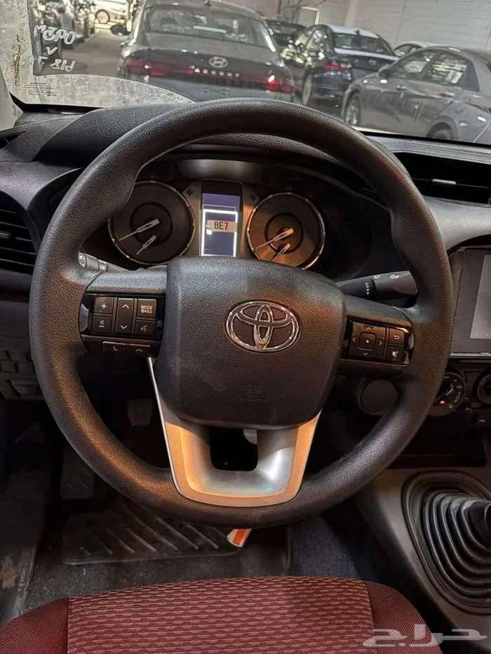 تويوتا هايلوكس بنزين غمارتين بدون دبل 2025 كاش أو تقسيط 10