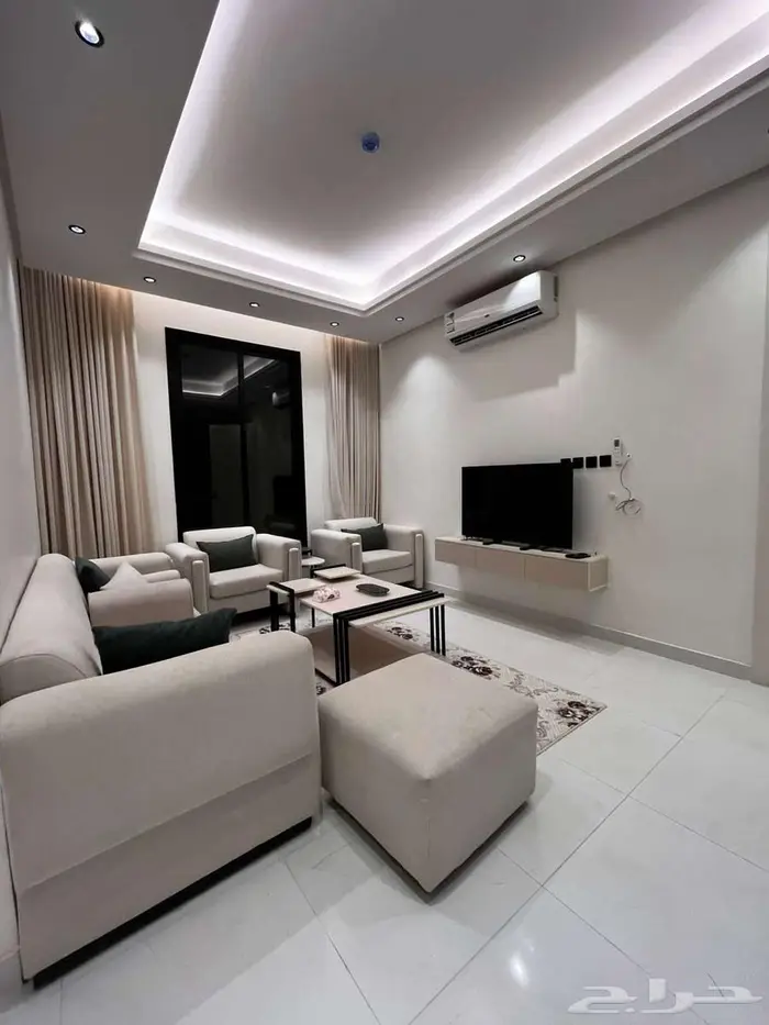 شقه 4 غرف مؤثثة في مجمع سكني 9