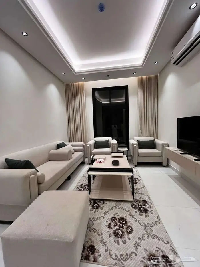 شقه 4 غرف مؤثثة في مجمع سكني 12