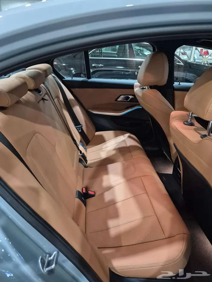 بي ام دبليو2024 BMW 320i 2024 18