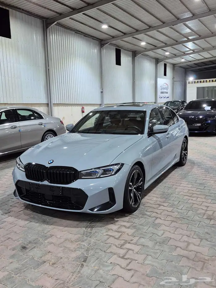 بي ام دبليو2024 BMW 320i 2024 26