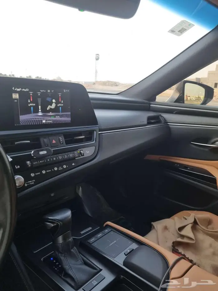 لكزس ES 250 - 2022 عبداللطيف جميل 4