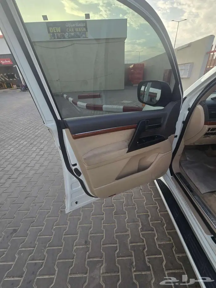 لاندكروزر موديل 2013 8