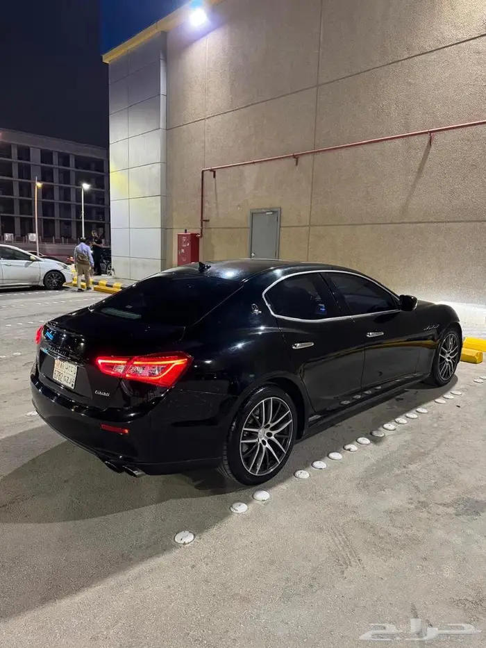 للبيع مازيراتي جيبلي 2016 Q5 5