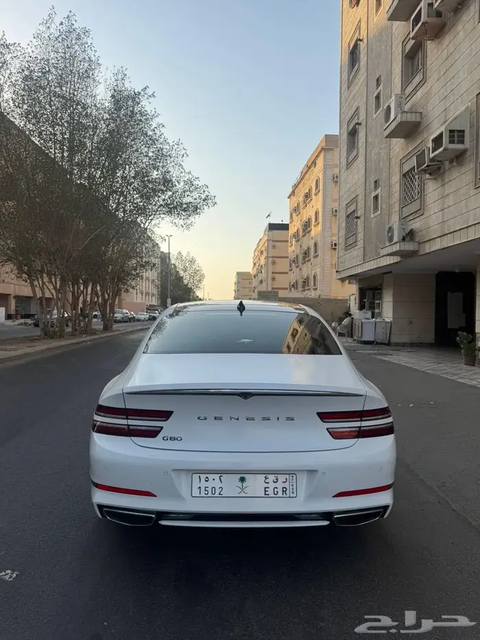 جينسس G80 2024 9