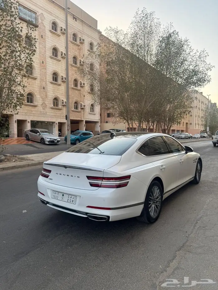 جينسس G80 2024 5