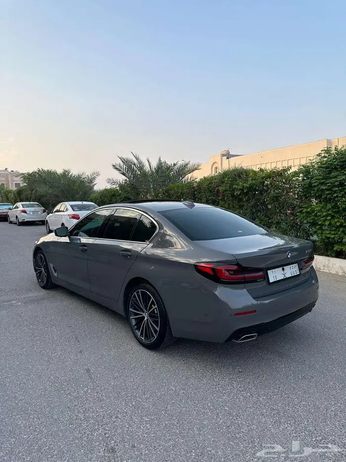 بي ام دبليو 2023 520i الناغي 2