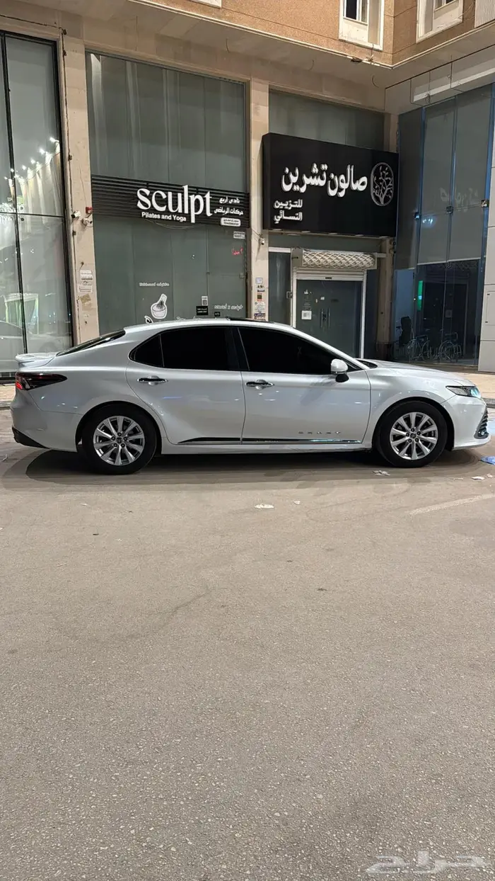 للبيع كامري 2019 فل كامل سعودي 6