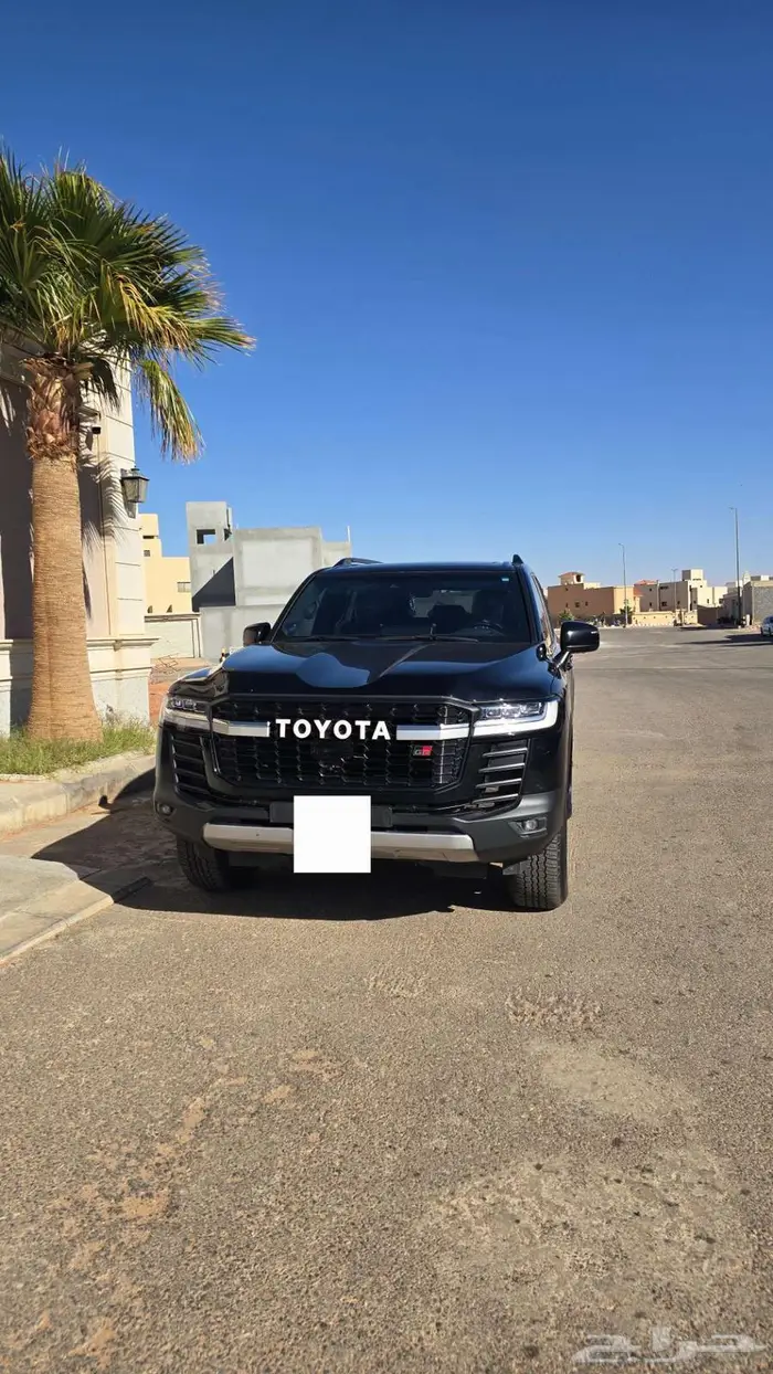 جيب لاندكروزر جي ار Gr اعلى فئة موديل 2022 7