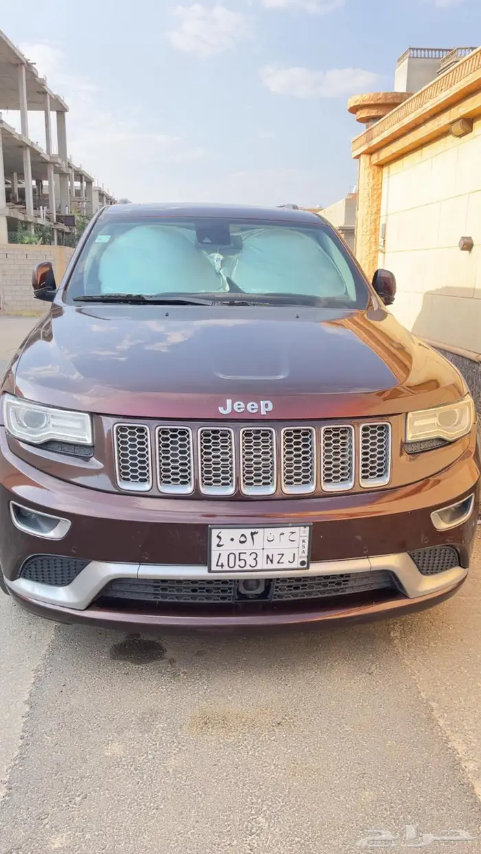جيب قراند شروكي 2015 فل كامل سمارت 0