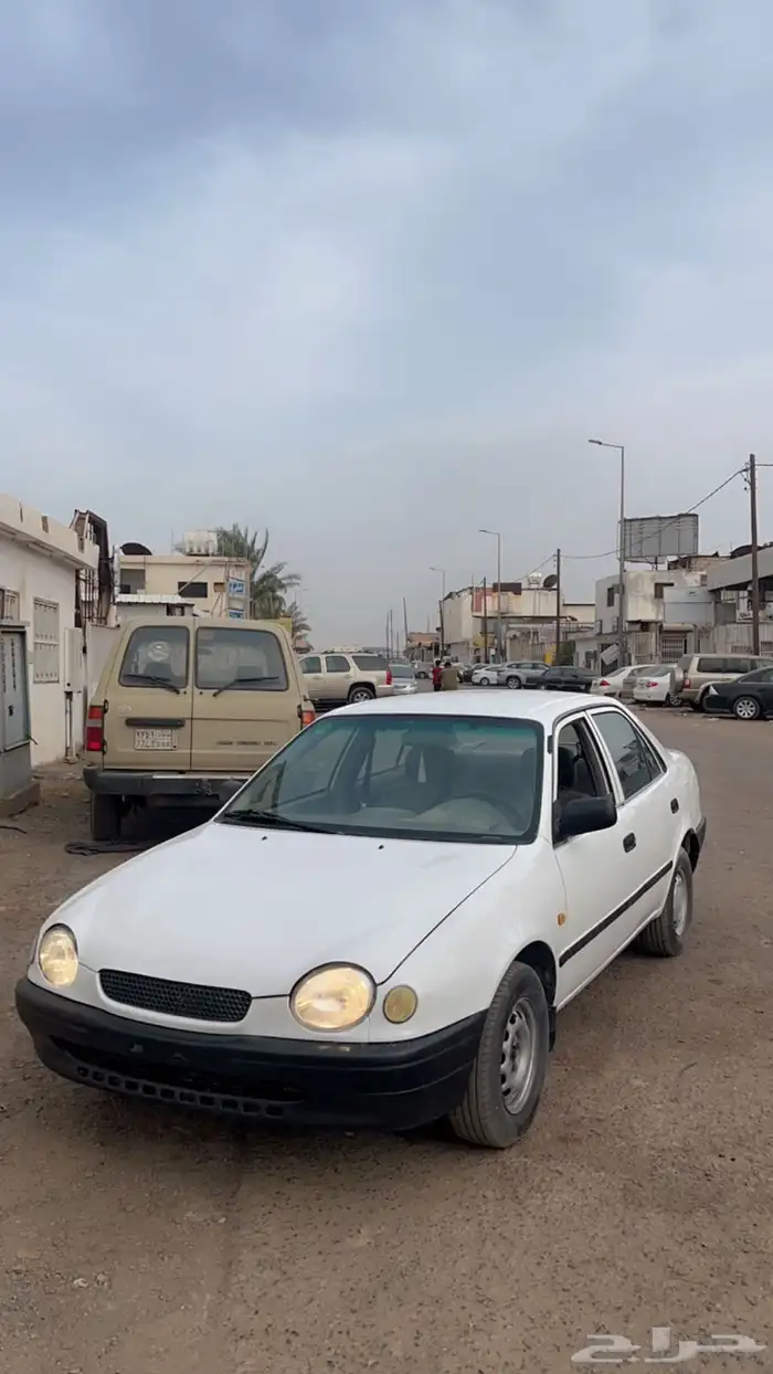 للبيع كورولا 1999 4