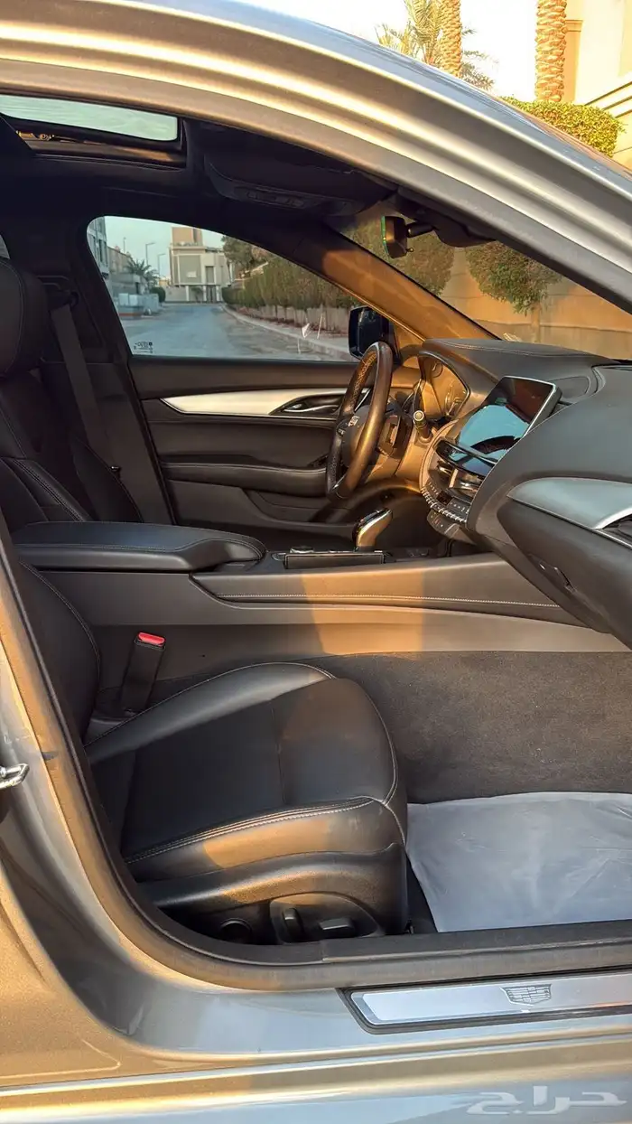 كاديلاك CT5 2023 27