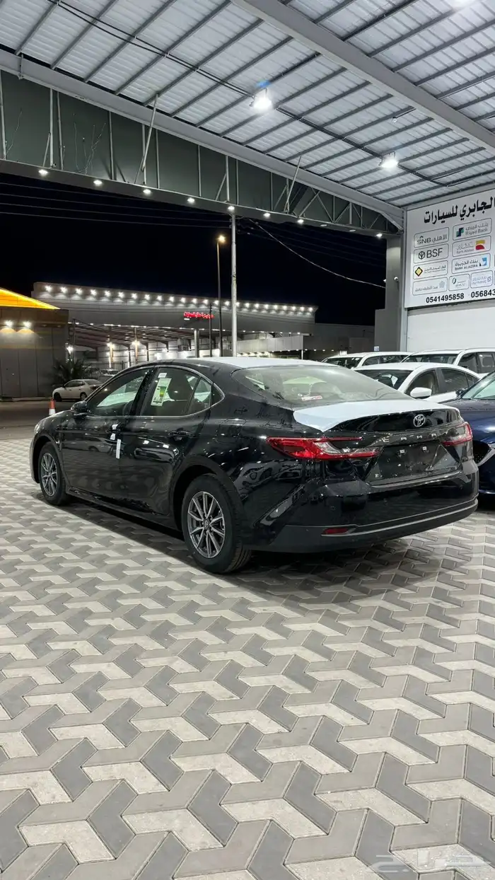 تويوتا كامري 2025 استاندر سعودي 3