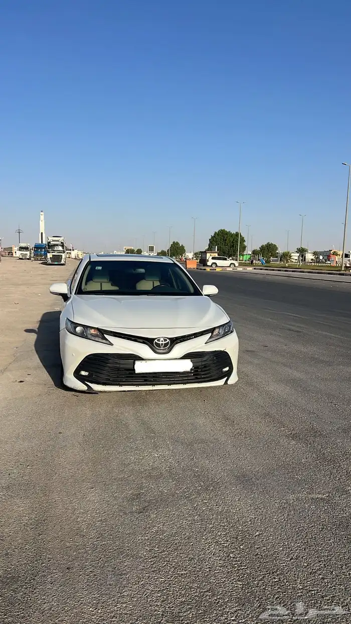 كامري 2018 فل كامل للبيع 3