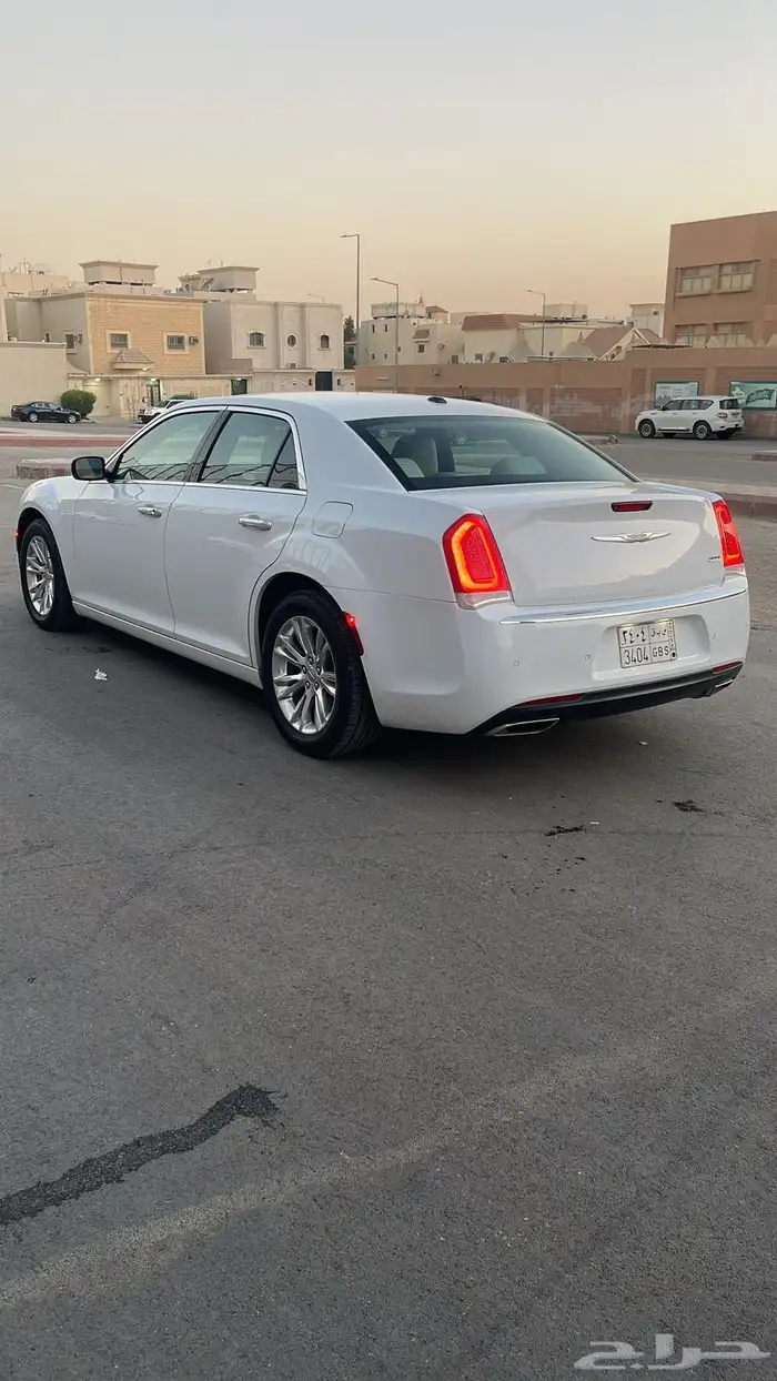 كرايزلر v6 2021 3