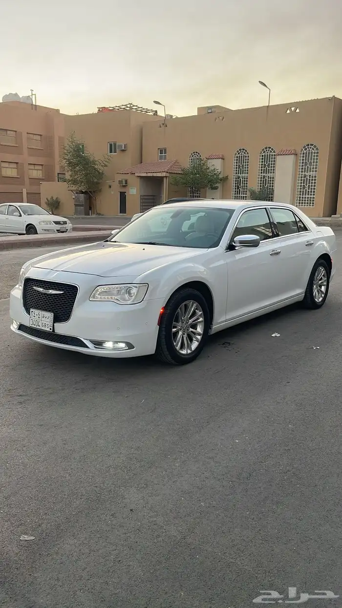 كرايزلر v6 2021 1