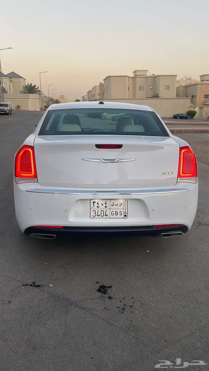 كرايزلر v6 2021 5