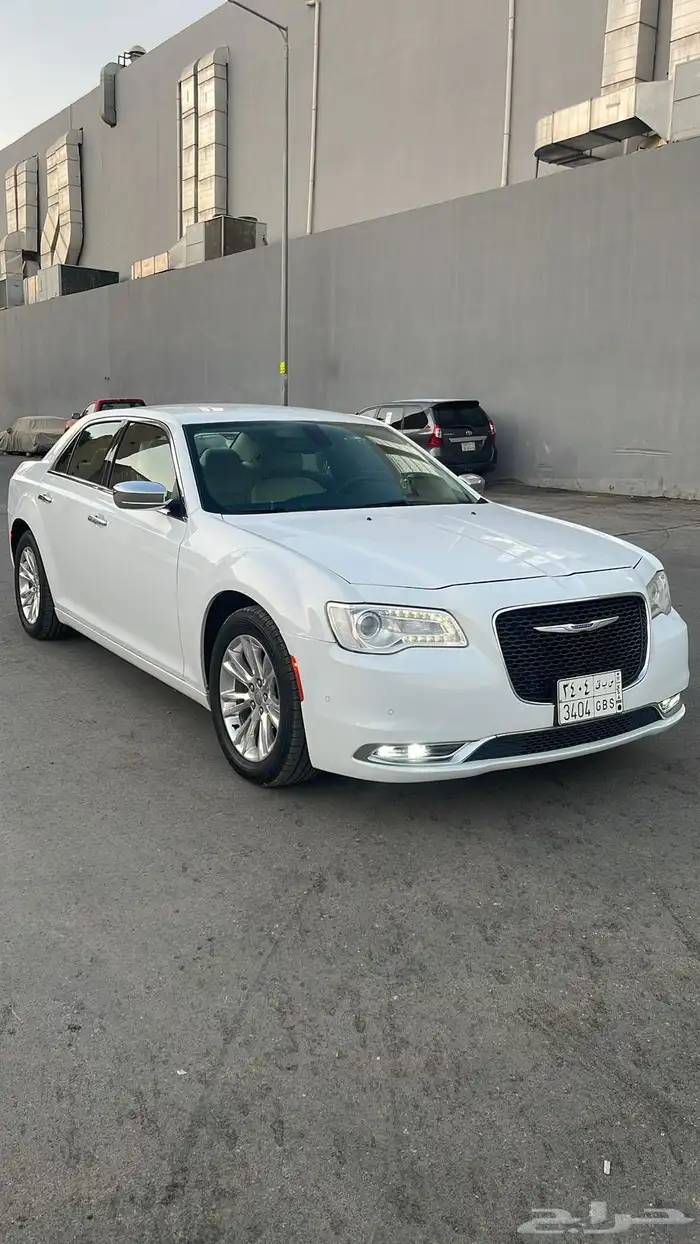 كرايزلر v6 2021 2