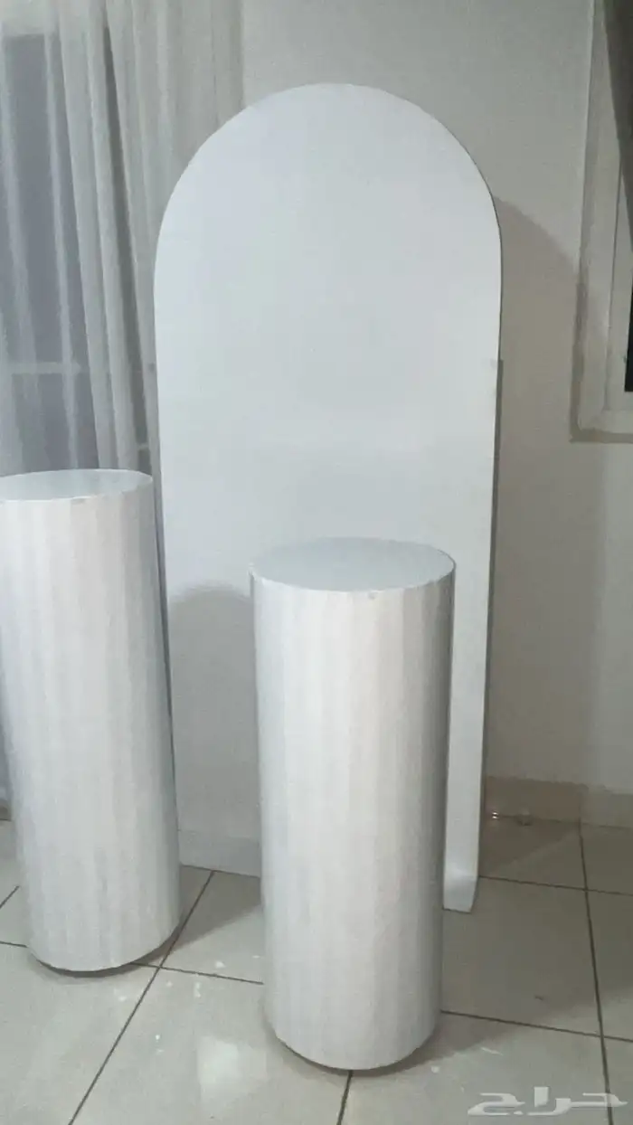 طاولتين وستاند حفلات 0