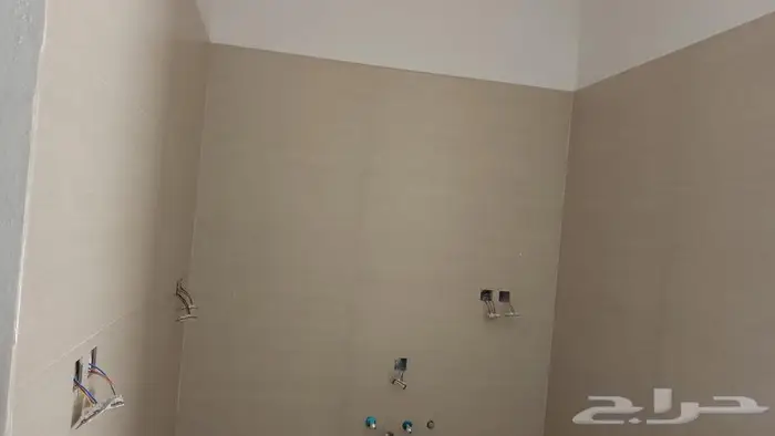 ماشاء الله مجمع غرف عمال جديدة في حي الخير عدد 44 غرفة 3