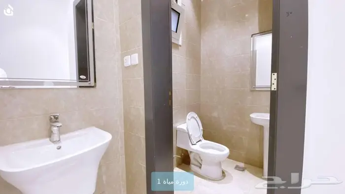 دور في حي العارض 3 غرف ومجلس و3 دورات مياه 3
