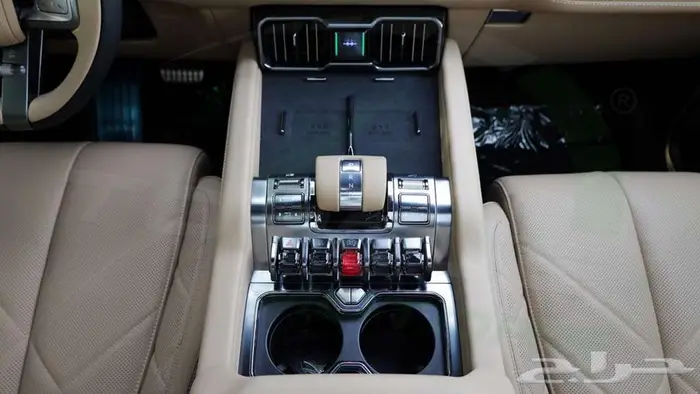 2025 BYD LEOPARD 8 2.0T Plug-in Hybrid اصفار مع ضمان 15