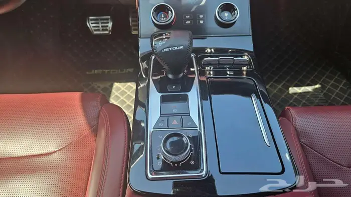 جيتور X70 plus موديل 2024 لاكجري (فل أوبشن) 13