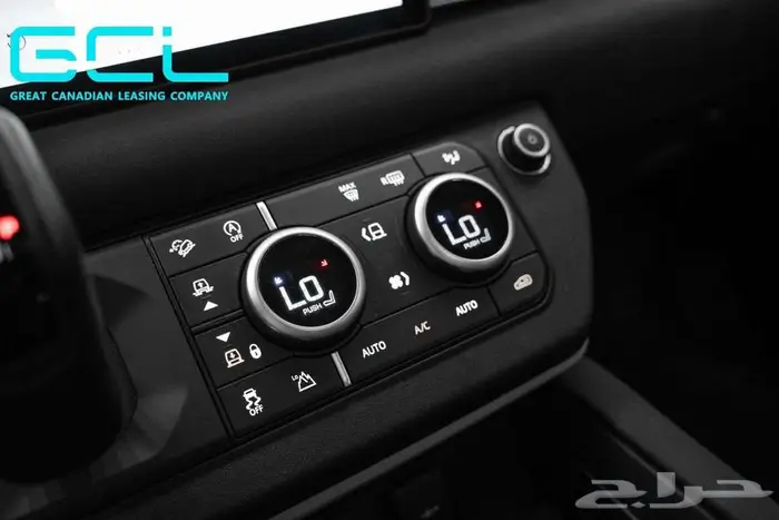 Land Rover Defender 110 S P300 66 000 KM 2022 15