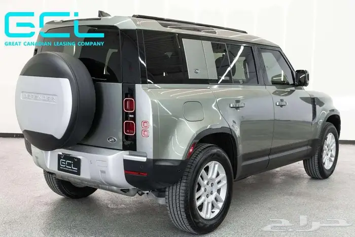 Land Rover Defender 110 S P300 66 000 KM 2022 4