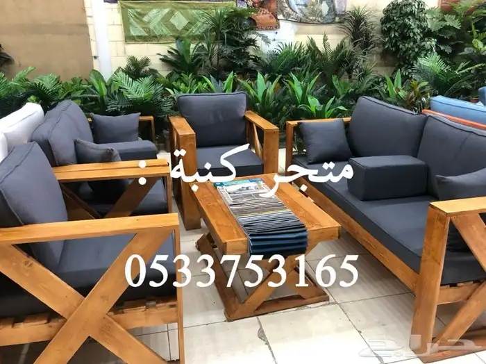 جلسات خشبية بطابع فخم ومريح 0