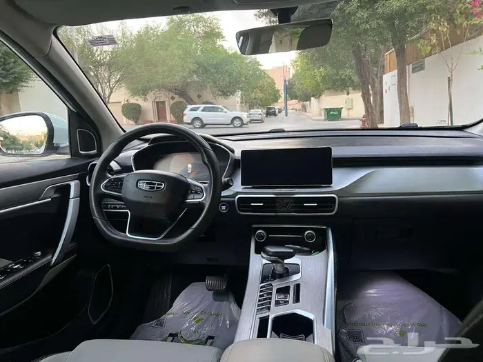 جيلي كولراي 2023 نص فل مالك واحد 7