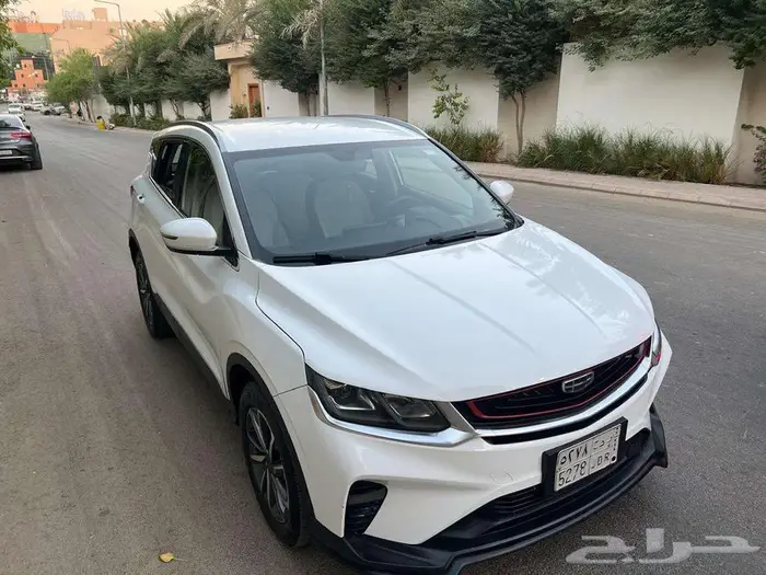 جيلي كولراي 2023 نص فل مالك واحد 10