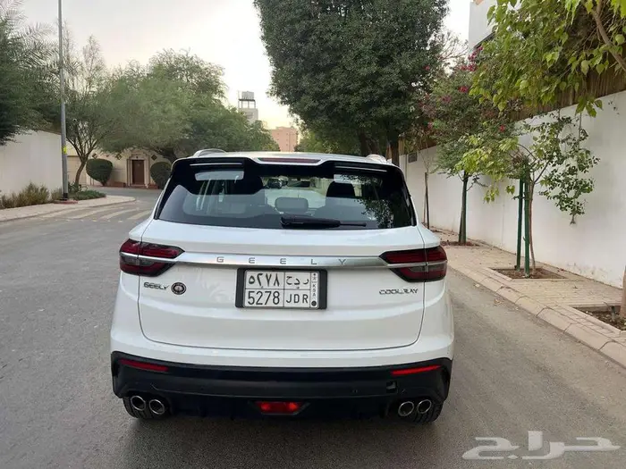 جيلي كولراي 2023 نص فل مالك واحد 12