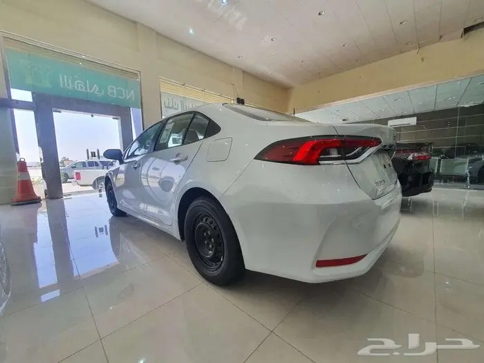 تويوتا كورولا XLI 2.0 طيس بنزين 2025 سعودى 3