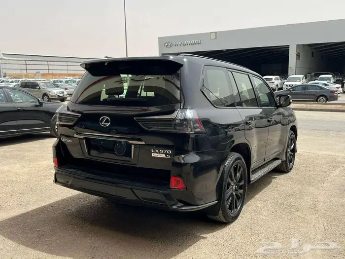 لكزس LX570 موديل 2019 بلاك ادشن بدي وكاله 13