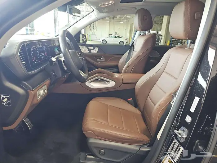 Mercedes-Benz GLS 450 4MATIC 8