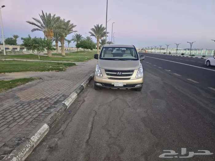 باص هونداي H1 2
