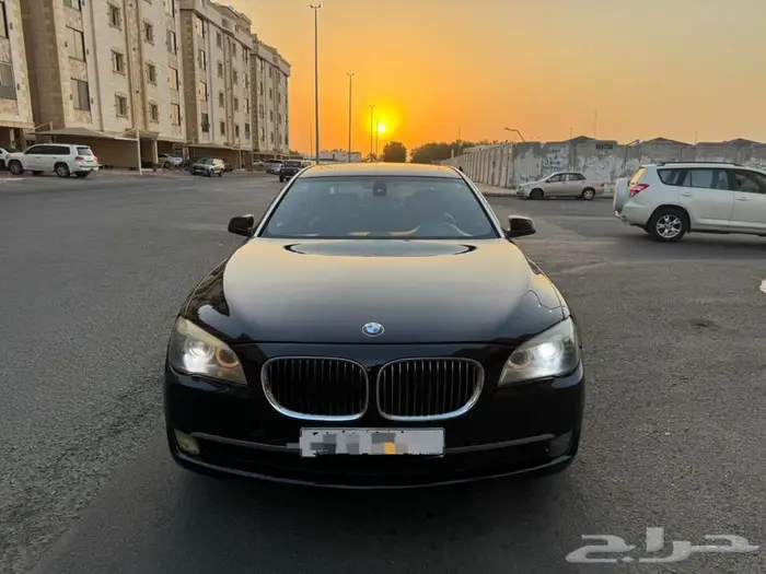 بي ام 730 Li موديل 2010 6 سلندر تنفس طبيعي الممشى 390 km 0