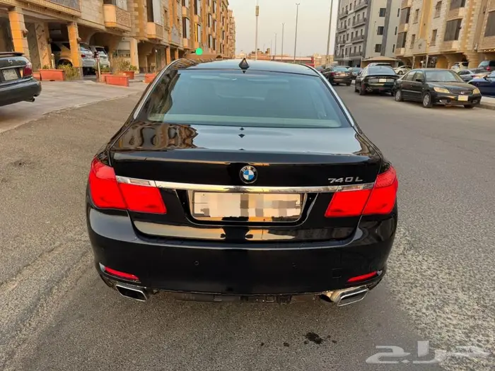 بي ام 730 Li موديل 2010 6 سلندر تنفس طبيعي الممشى 390 km 2