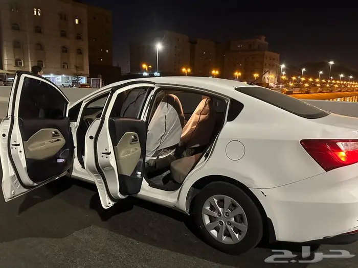 كيا ريو 2017 للبيع 14