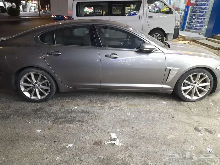 جاكوار 2012 3