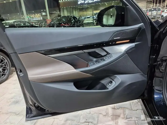 بي ام دبليو BMW 520i M KIT 10